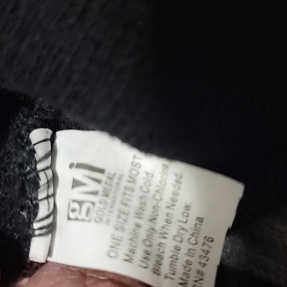 Hat - Picture 4 of 4